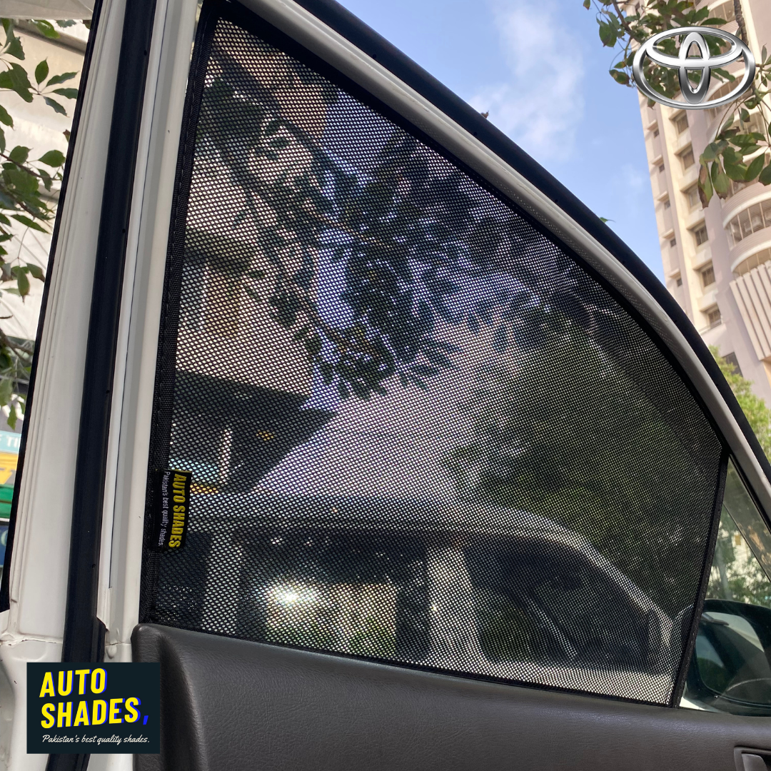 ٹویوٹا پریمیو کار شیڈز (2001-2007)